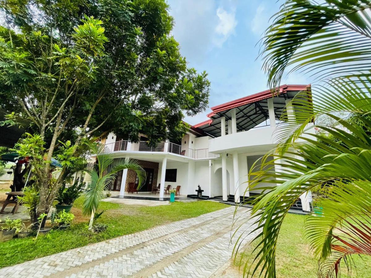White Win Villa Elewala Exterior foto