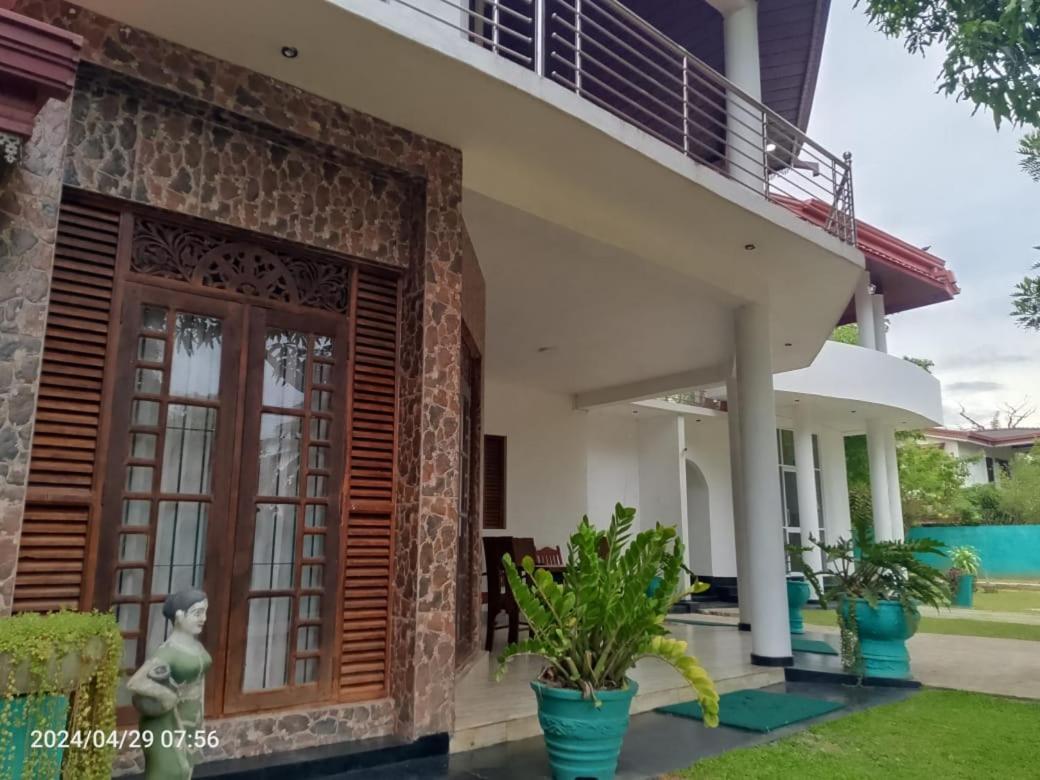 White Win Villa Elewala Exterior foto